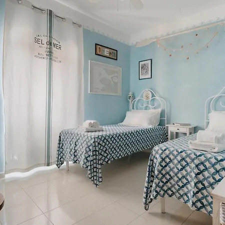 Bed & Breakfast La Finestra Sul Campanile 3*