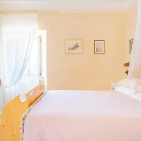 La Finestra Sul Campanile 3*