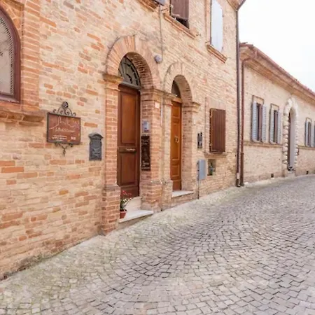 Frühstückspension La Finestra Sul Campanile Montecosaro (Marche)