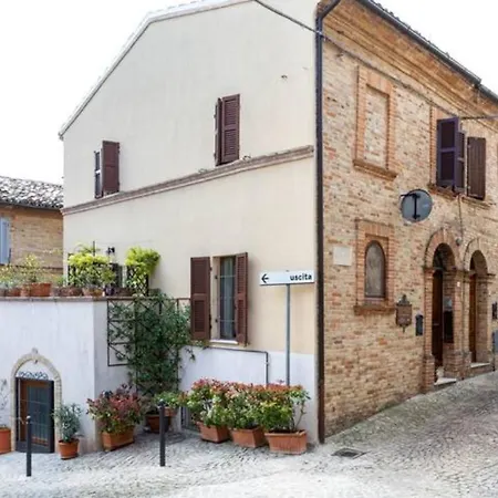 Frühstückspension La Finestra Sul Campanile